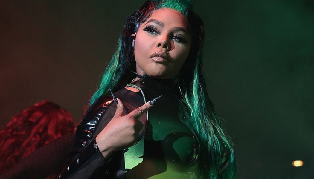 A Lil’ Kim Biopic Is Currently in the Works