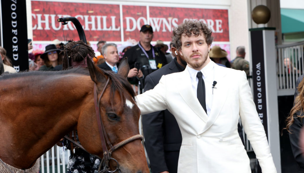 Champagne Poetry: Drake Gives Drunk Interview At Kentucky Derby With Jack Harlow [Video]