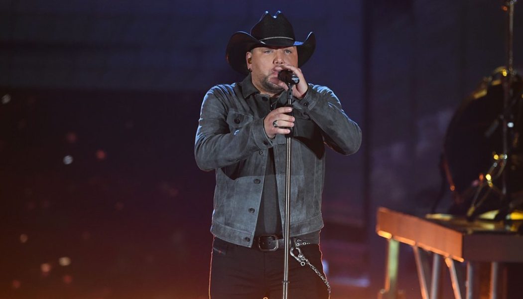 No ‘Trouble’ At All: Jason Aldean Scores His 25th Country Airplay No. 1