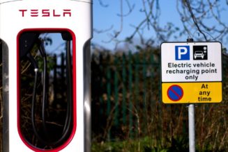 Now non-Tesla EVs can use its Superchargers in the UK, Spain, Sweden, and Austria