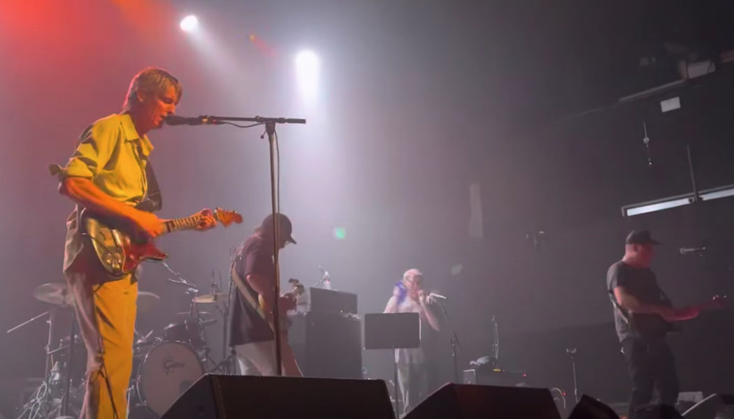 Pavement Rip Through Hits and Deep Cuts at First Gig in 12 Years: Video + Setlist