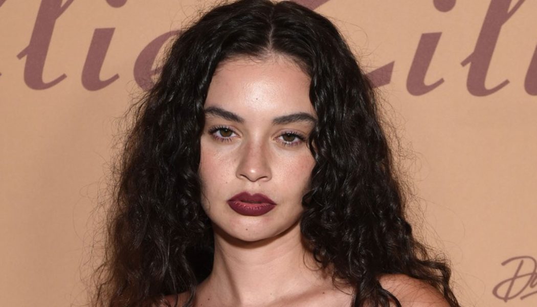 Sabrina Claudio Announces ‘Based On A Feeling’ World Tour 