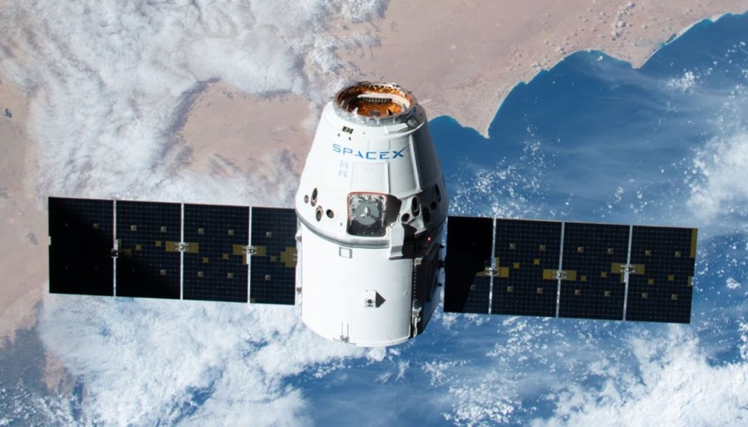 SpaceX’s Dragon Capsule Successfully Returns NASA Astronauts to Earth