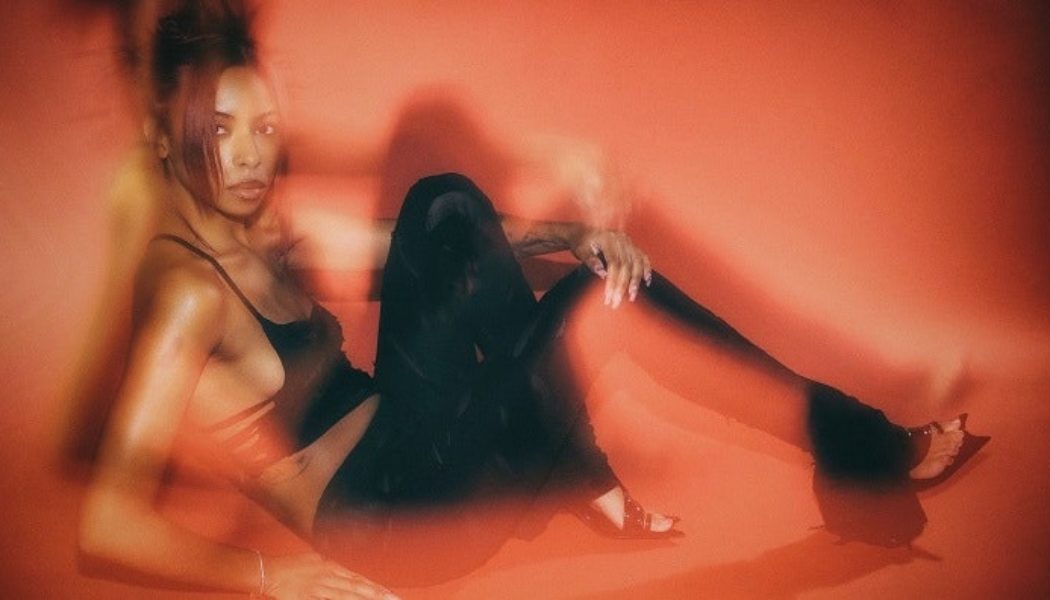 Watch Ravyn Lenae’s Video for New Song “Xtasy”