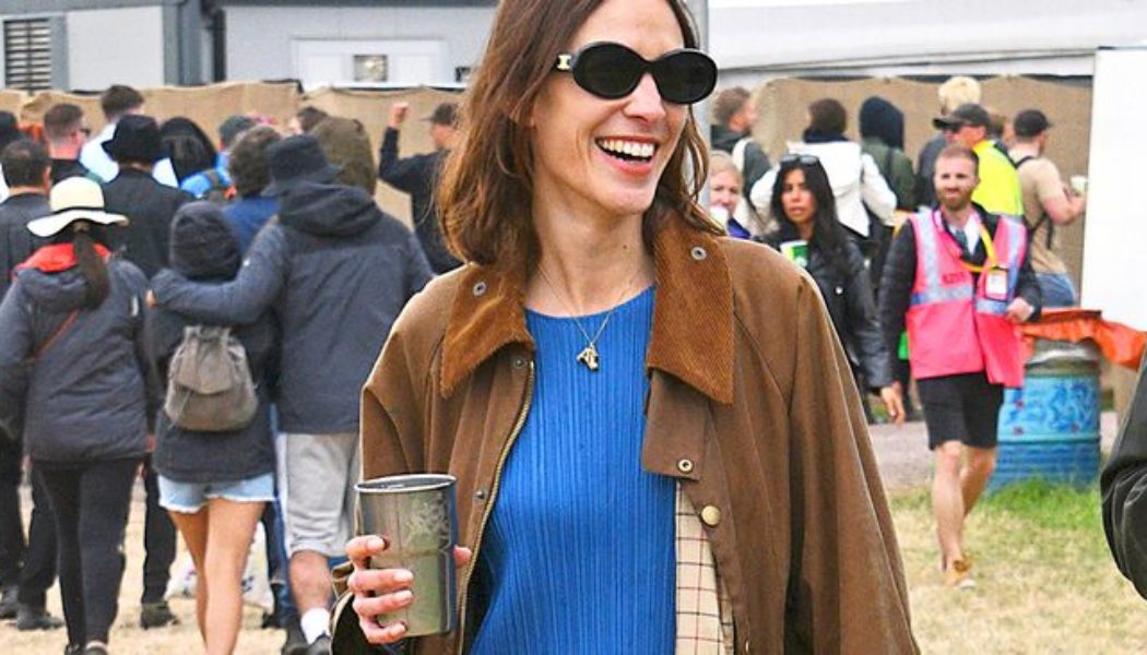 Alexa Chung’s Glastonbury Dress Is One I’d Gladly Wear, Field or No Field