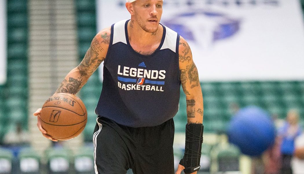 Delonte West Allegedly Spotted In Northern Virginia Panhandling