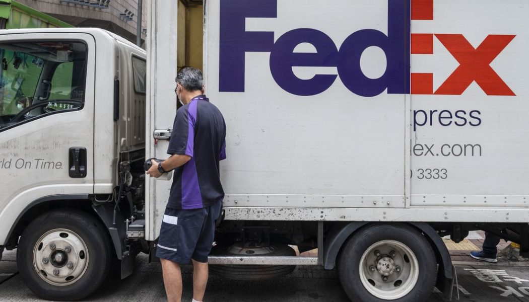 FedEx will soon photograph your package to prove it was delivered