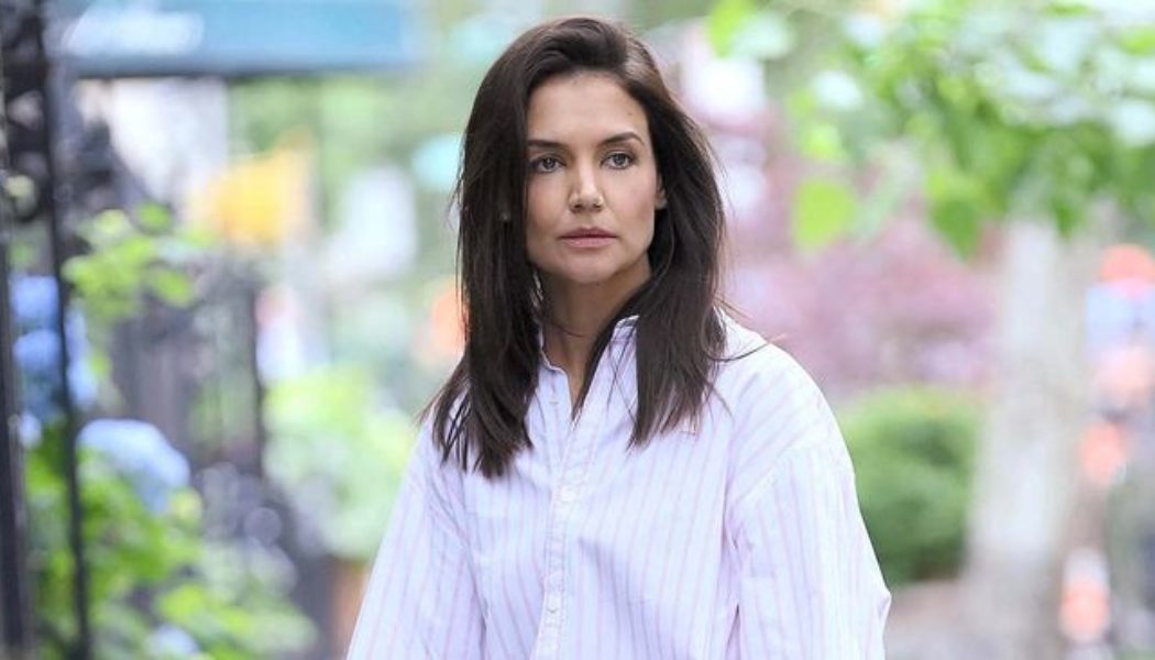 Katie Holmes Just Wore the Easy Uniform I Plan on Copying at Least Once a Week