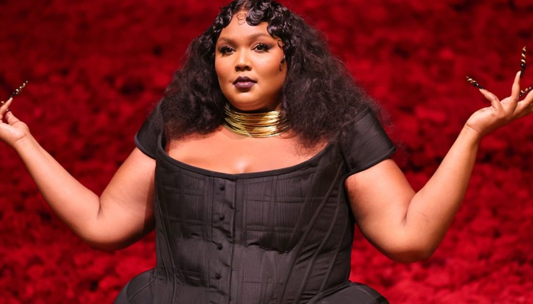 Lizzo Changes “Grrrls” Lyrics After Criticisms of Using “Ableist Slur”