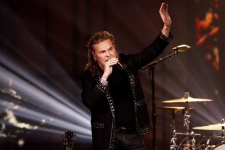 Maná Returns to Latin Airplay Top 10 Thanks to ‘Te Lloré Un Río,’ With Christian Nodal