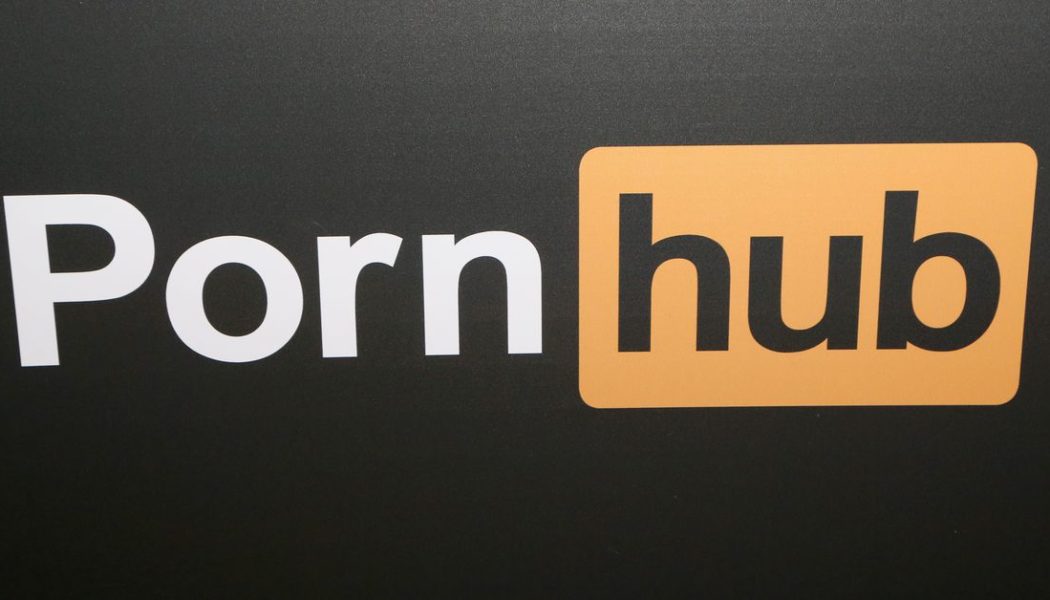 Pornhub owner’s CEO and COO resign