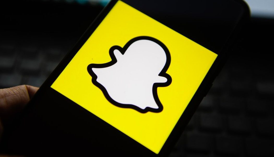 Snapchat to Introduce Premium Subscriptions