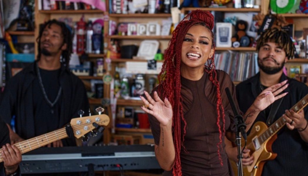 Watch Ravyn Lenae’s “Tiny Desk Concert” for NPR