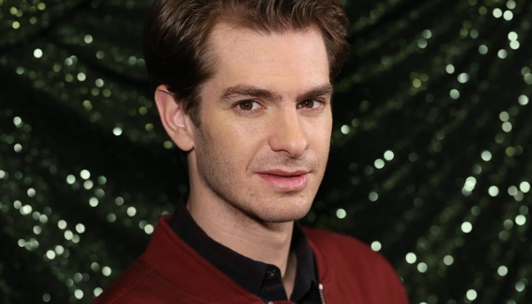 Andrew Garfield to Star as Richard Branson in ‘Hot Air’