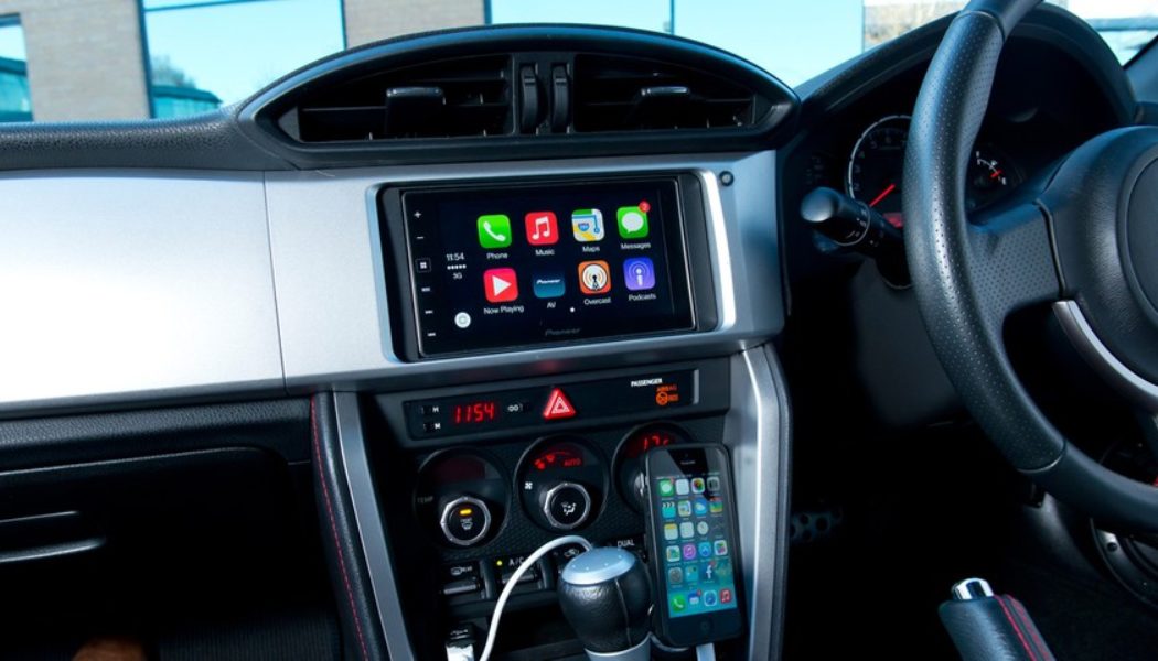 Apple Will Soon Let Drivers Pay for Gas From Inside Their Car