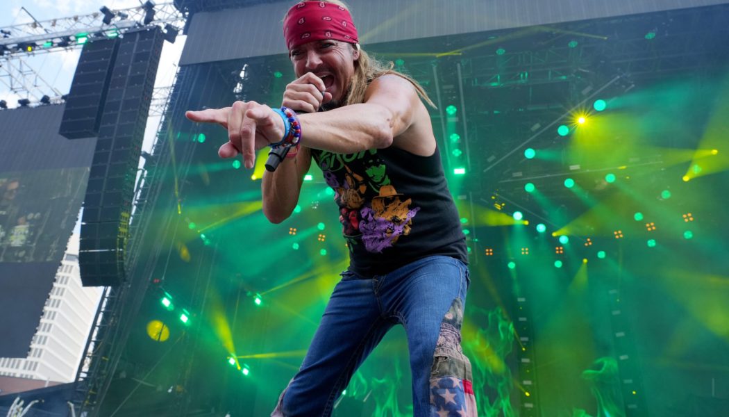 Bret Michaels Hospitalized, Poison Misses ‘Stadium Tour’ Gig in Nashville