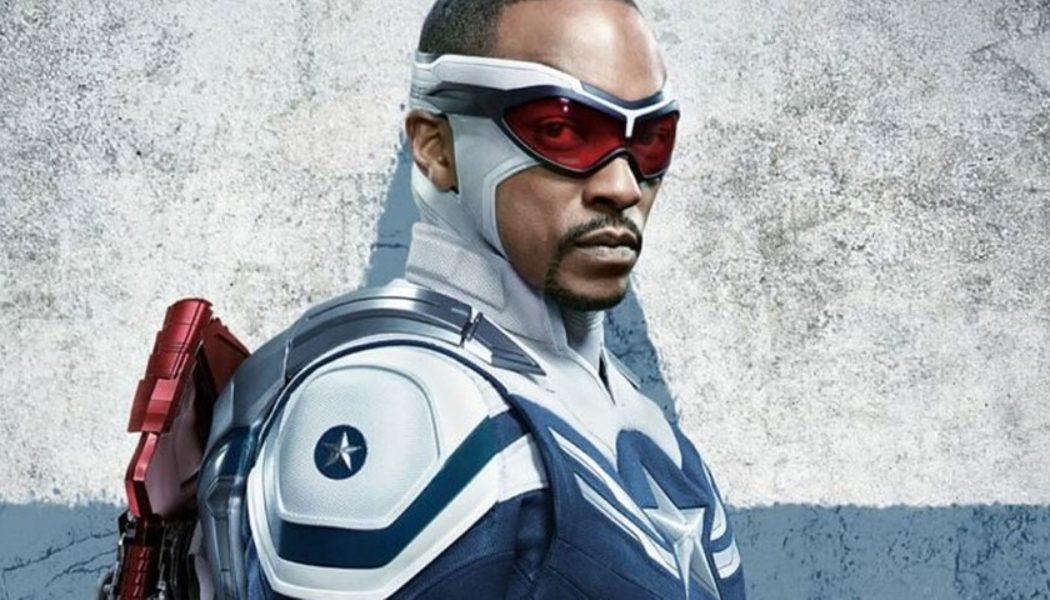 Chris Evans Reminds Fans That “Sam Wilson Is Captain America”