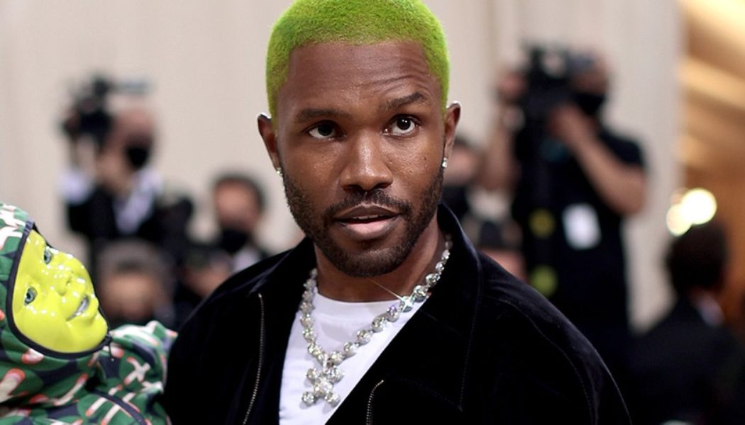 Frank Ocean Reveals He Is Working in a Malibu Studio This Summer