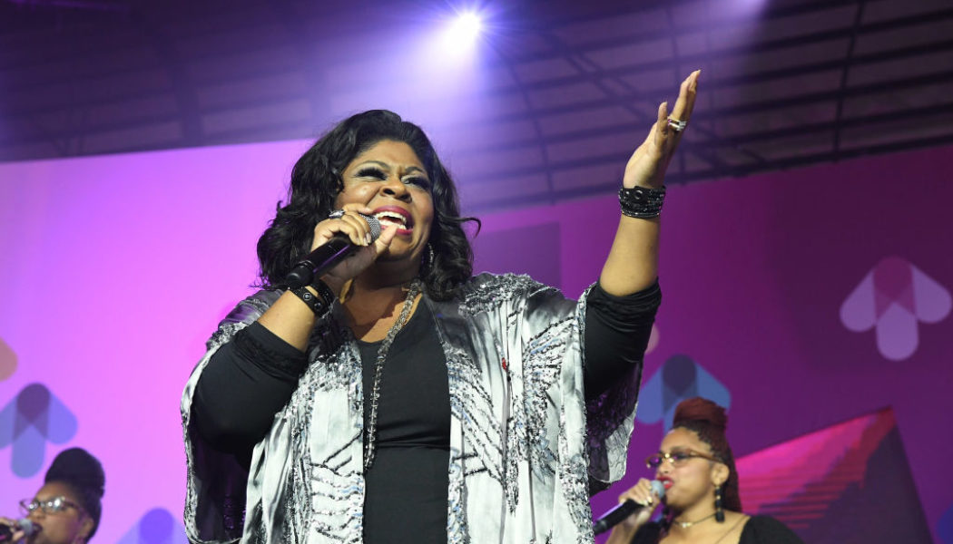 Gospel Bird: Kim Burrell Dragged For Pompous Pulpit Talk Online