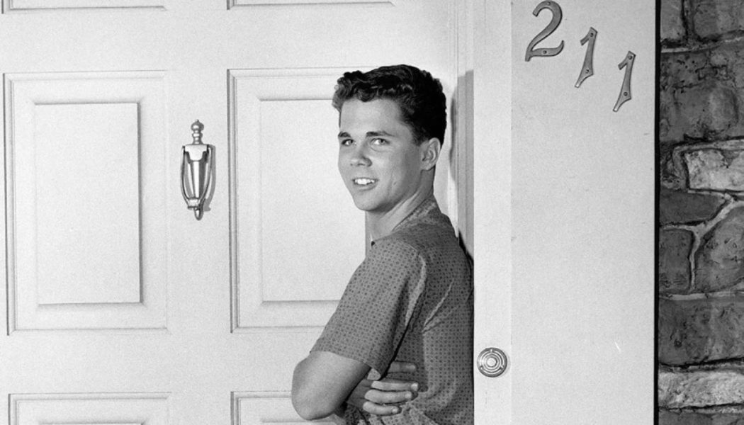 Leave It To Beaver Actor Tony Dow Still Alive, Despite Announcement from Family