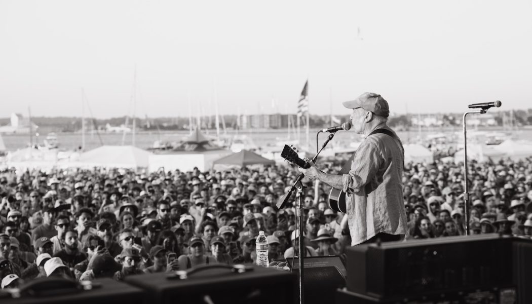 Paul Simon Comes Out of Retirement to Play Surprise Set at Newport Folk Fest: Watch