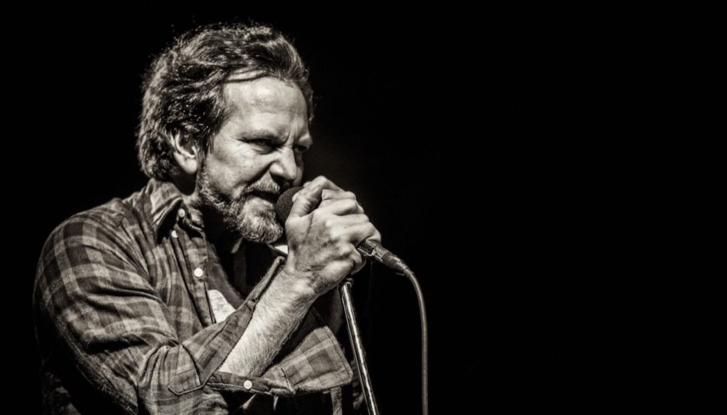 Pearl Jam Cancel Show After Eddie Vedder’s Voice Damaged by “Dust and Smoke” from France’s Wildfires