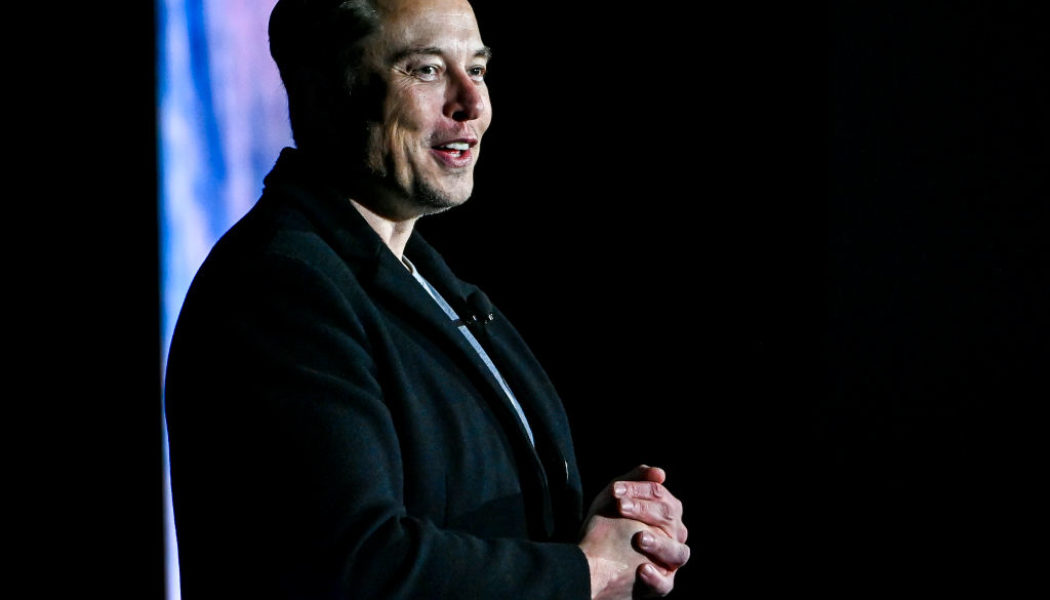 Phony Stark aka Elon Musk Officially Attempts to Bail On Twitter Bid