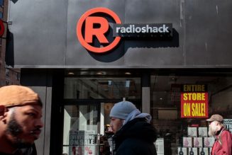 RadioShack Goes on a Wild and Unapologetic Twitter Spree