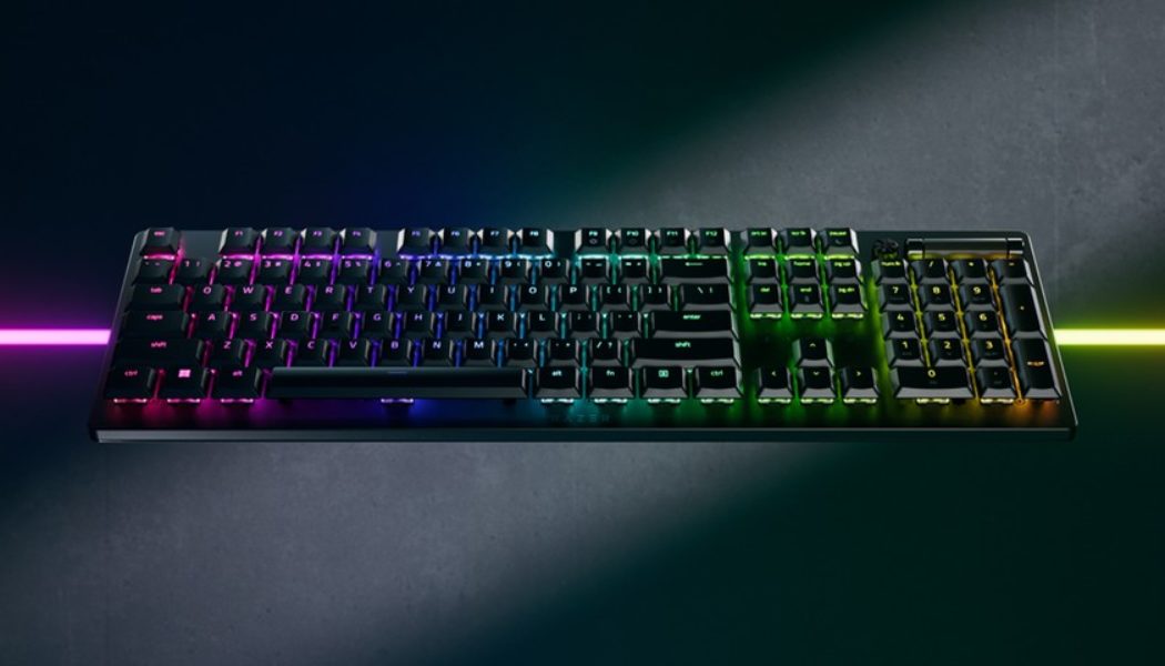 Razer Introduces Low-Profile Deathstalker V2 Pro Keyboard With Upgraded Optical Switches