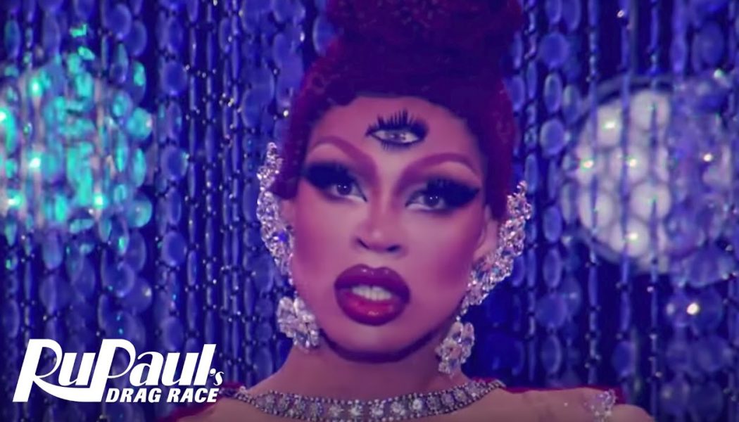 ‘RuPaul’s Drag Race’ All-Star Yvie Oddly Breaks Down Her ‘Edgelord-y’ Approach to Runway Couture