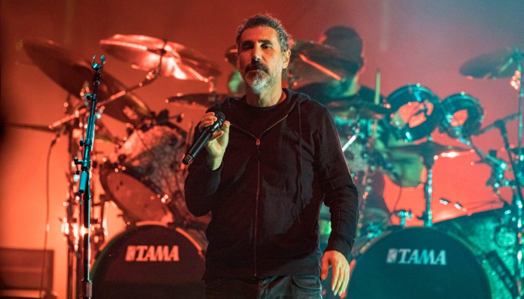 System of a Down’s Serj Tankian and John Dolmayan Join Street Band to Perform ‘Aerials’ in Mexico