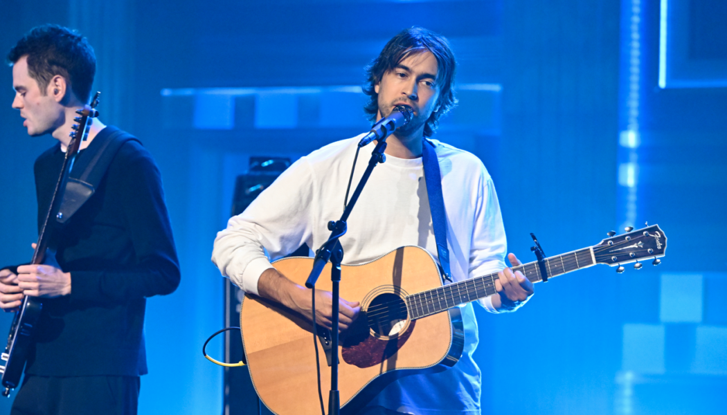 Watch Alex G Perform “Runner” on Fallon