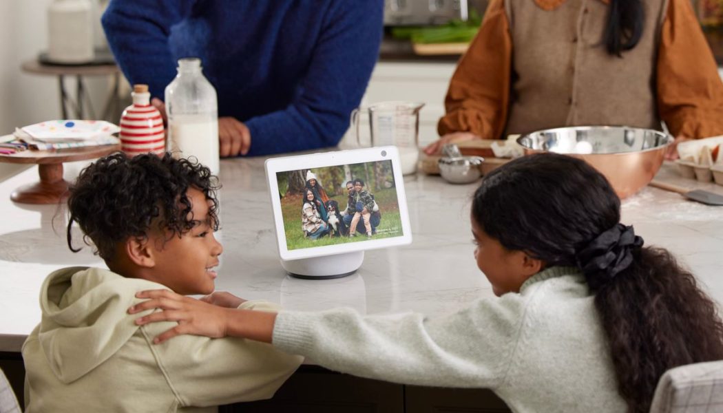 Amazon finally added a good slideshow feature to the Echo Show