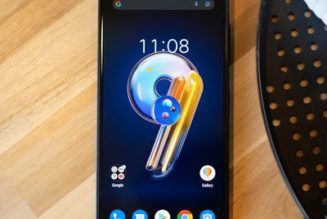 Asus Zenfone 9 review: one for the small phone superfans