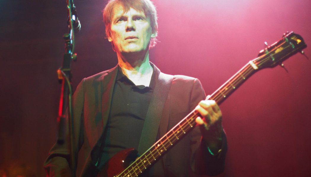 Darryl Hunt, The Pogues Bassist, Dies at 72