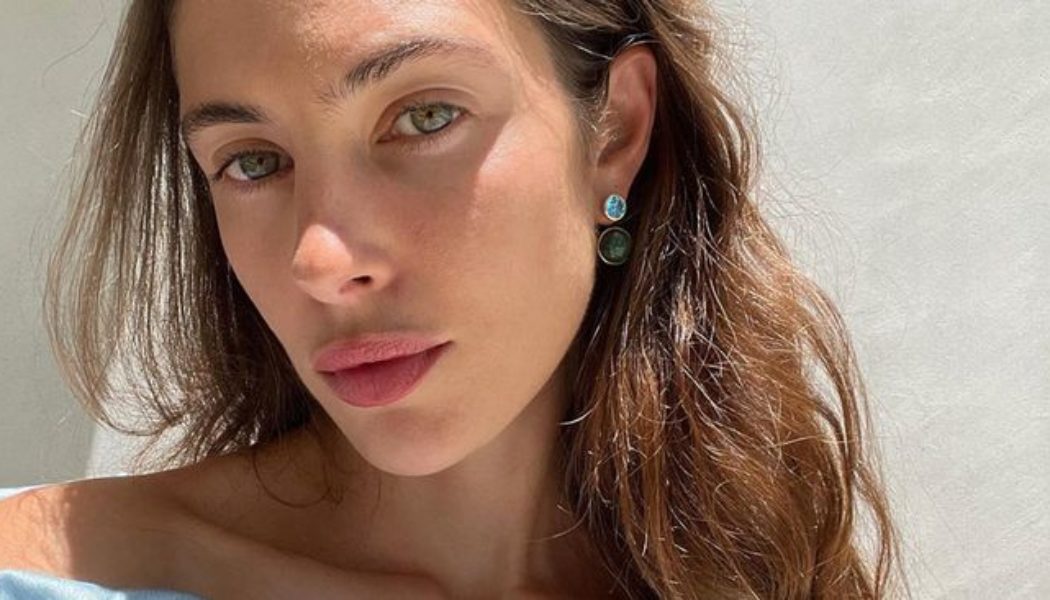 I’m Learning the Art of Effortless Beauty—These 7 Looks Are Serving Inspo