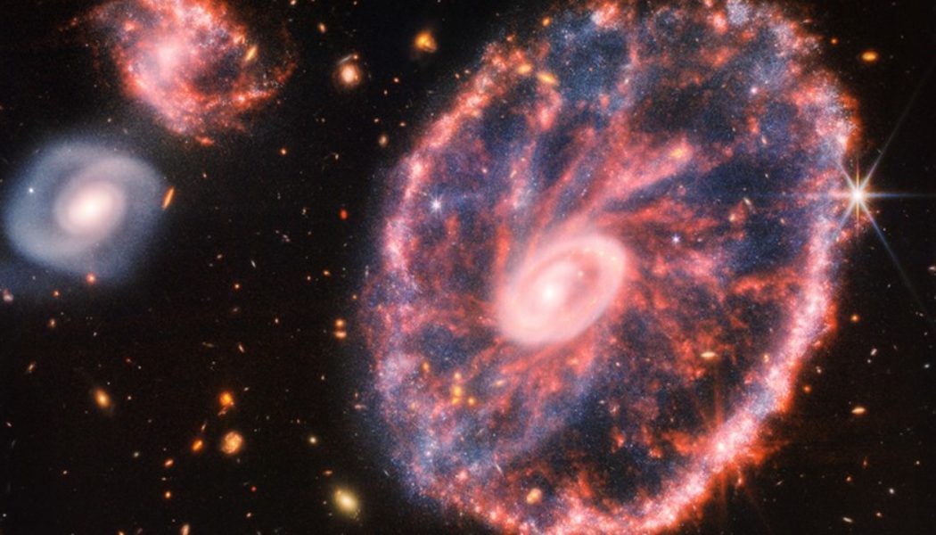 NASA’s Webb Telescope Captures Breathtaking Photo of Cartwheel Galaxy