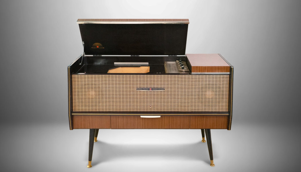 Panasonic Revamps Vintage Stereo With Ability to Play Back Freehand Drawings