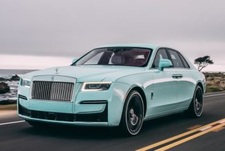 Rolls-Royce Unveils Its 2022 Pebble Beach Collection