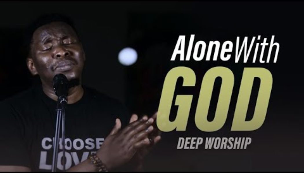 Victor Thompson – Alone With God