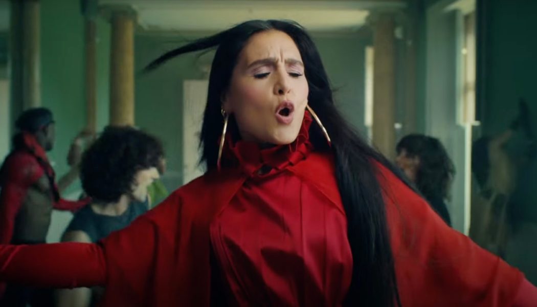 Watch Jessie Ware’s New “Free Yourself” Video