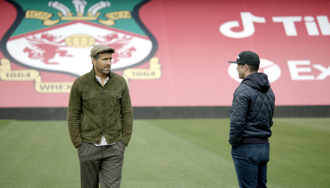 Welcome to Wrexham Review: Watching Rob McElhenney and Ryan Reynolds Buy a Sports Team Is Damn Compelling