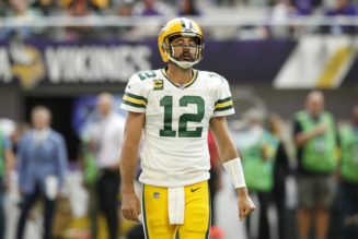 Aaron Rodgers and the Packers Have a Rough Game One Against Minnesota Vikings