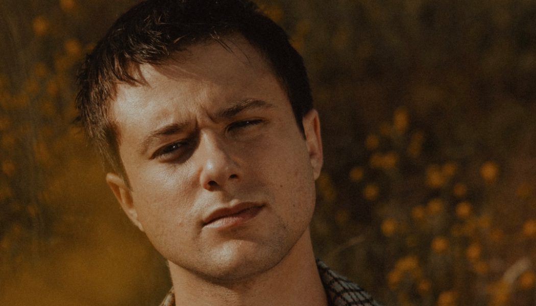 Alec Benjamin Talks Struggles with Mental Health, Obsessive Compulsive Disorder