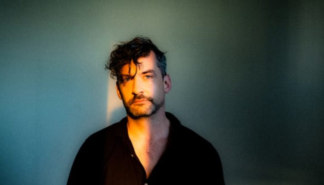 Bonobo’s New Single Features the Sounds of an Influential Ghanaian Composer: Listen to “ATK”