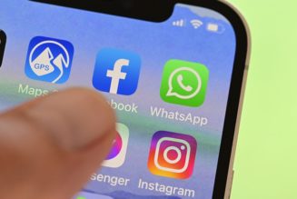 Exclusive Paid Features Are Reportedly Coming to Facebook, Instagram and WhatsApp