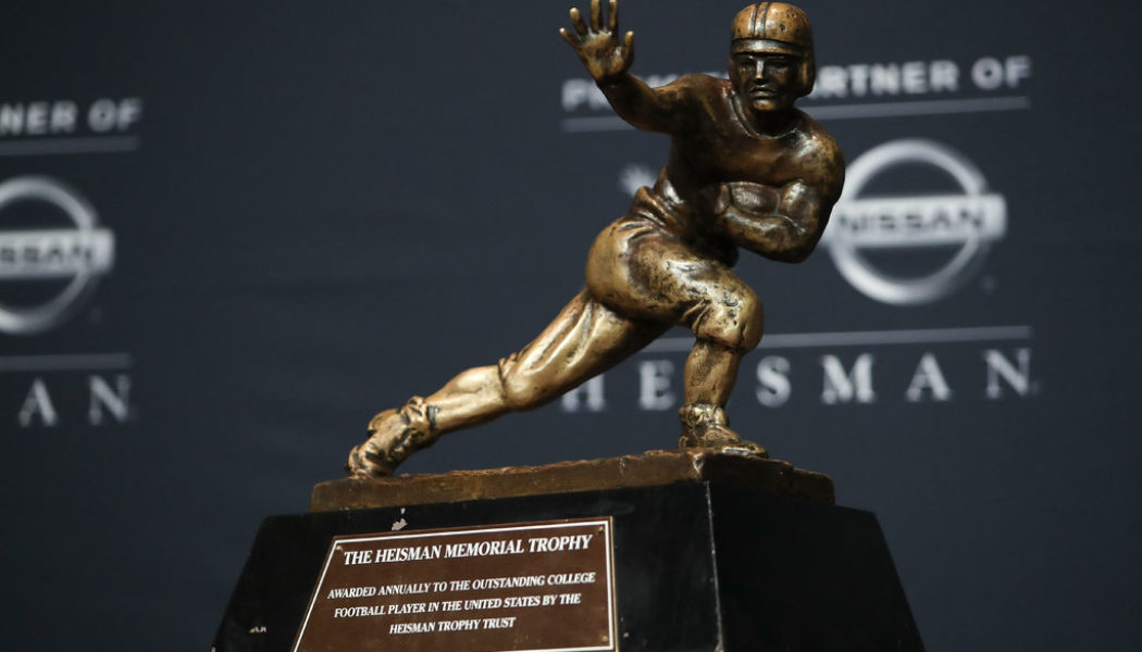 Heisman race: New candidates emerge | Who are the Heisman Trophy favorites and what are the odds?