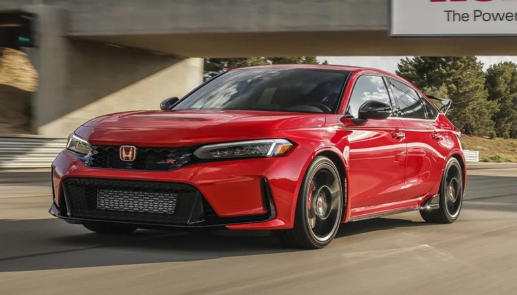 Honda Reveals 315 Horsepower For the 2023 Civic Type R