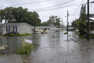 Hurricane Ian heads for Carolinas after pounding Florida