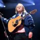 Lewis Capaldi Heading For U.K. Chart Title With ‘Forget Me’